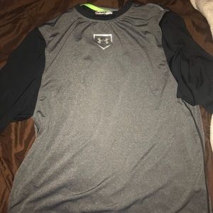 Under Armor Shirt size Large